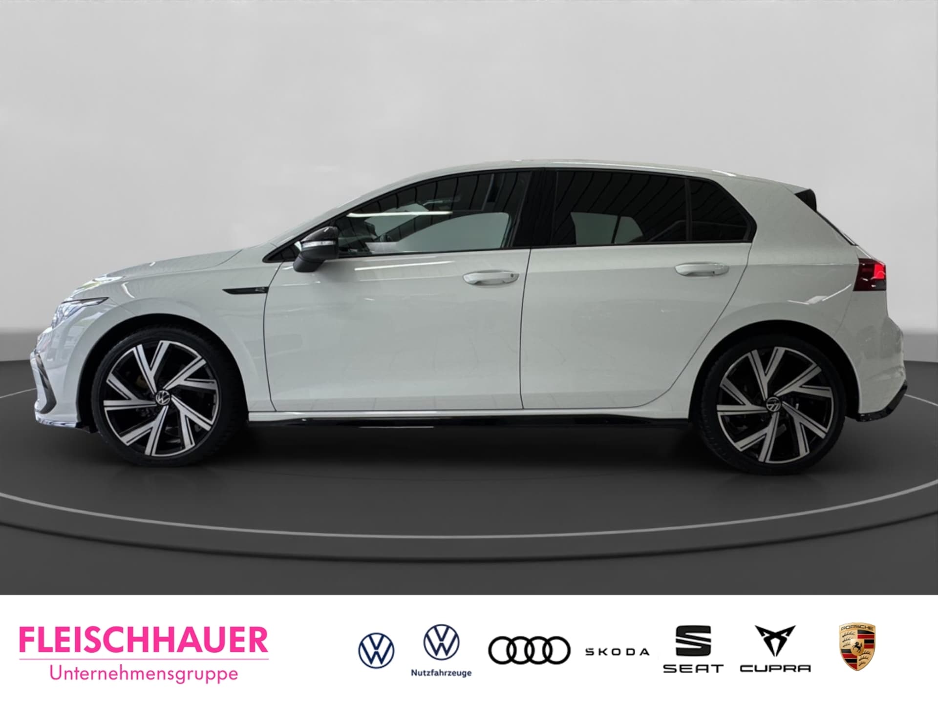 Volkswagen Golf R-Line