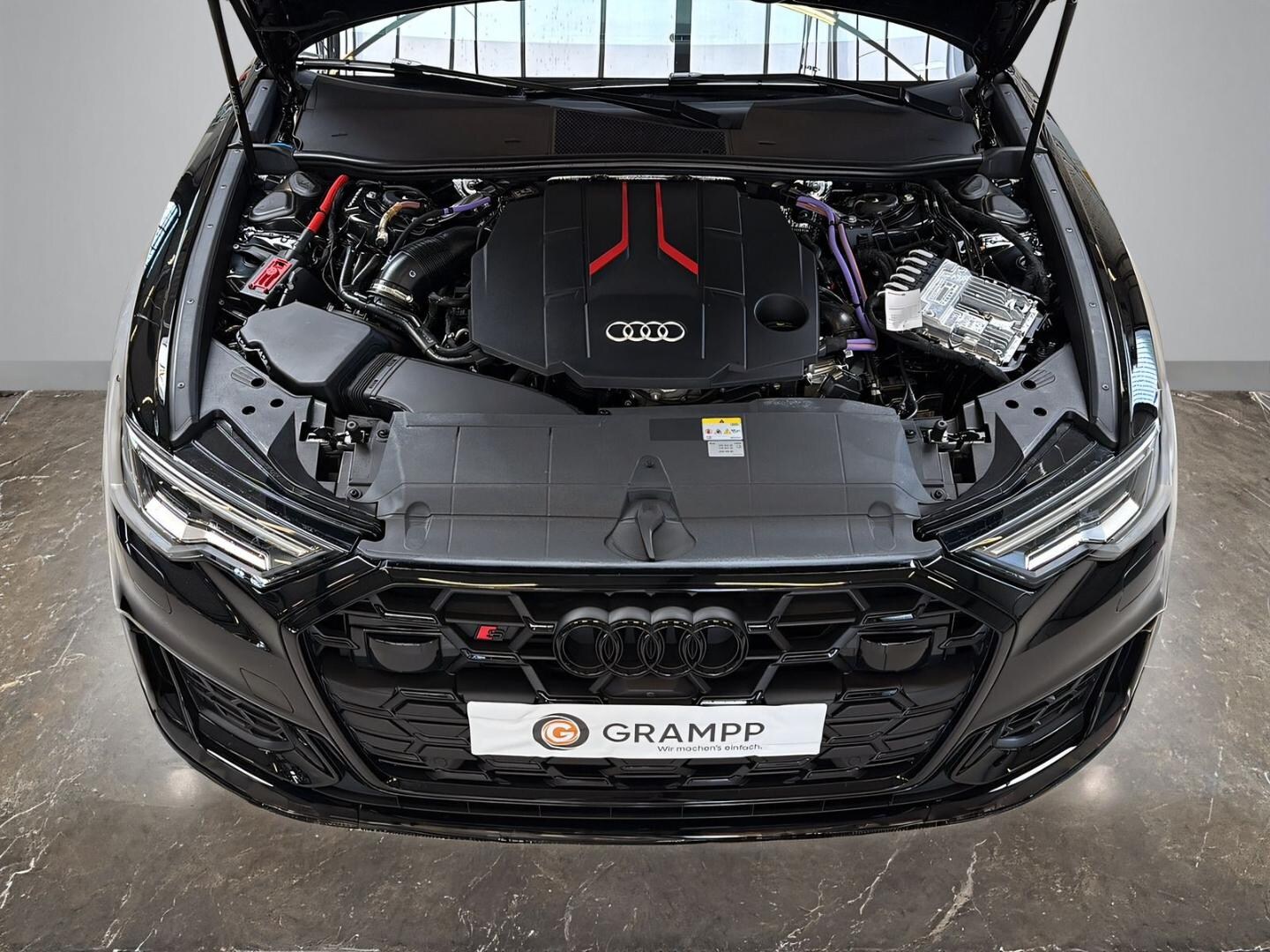 Bild über Audi S6 Avant TDI quattro tiptronic - für weitere Informationen kontaktieren Sie den Audi Partner