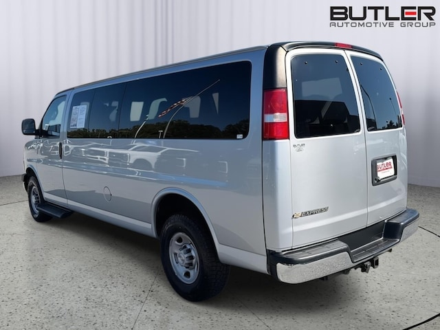 2023 Chevrolet Express Passenger