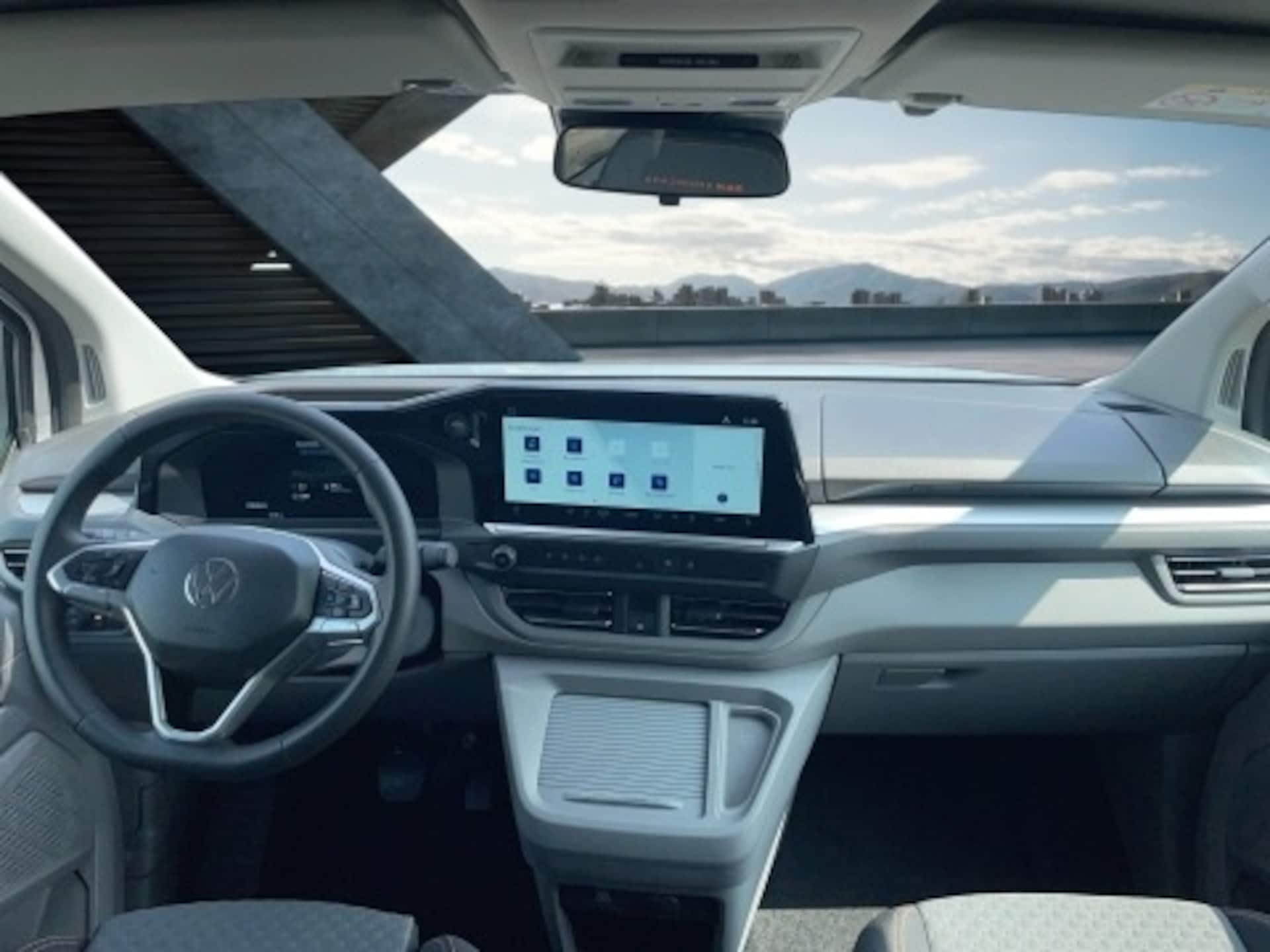 Volkswagen e-Caravelle Life