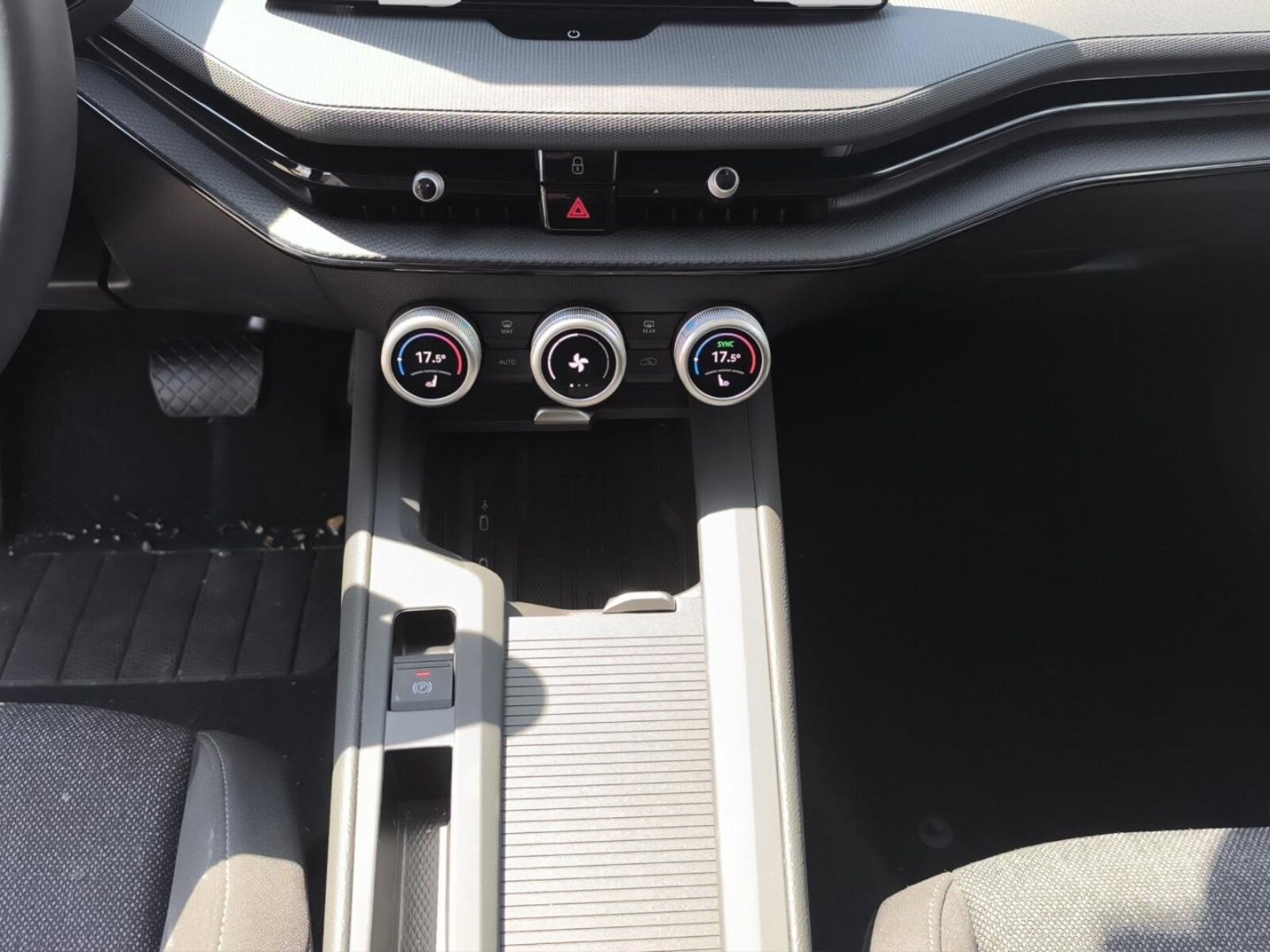 Škoda Superb Combi – Bild 19