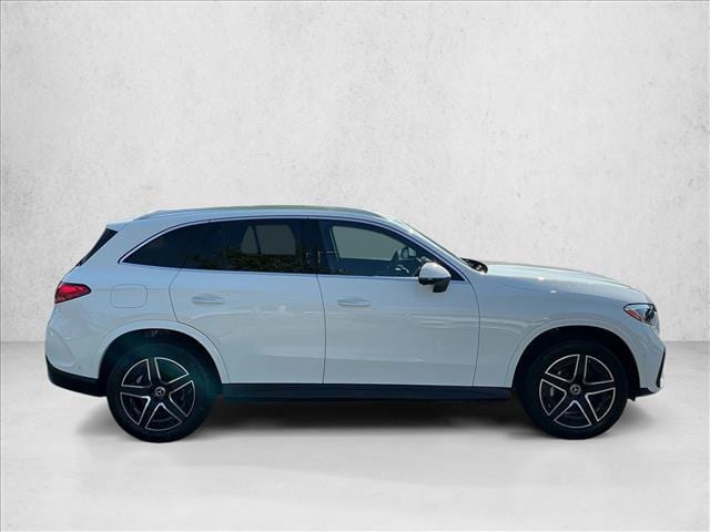 2023 Mercedes-Benz GLC 300