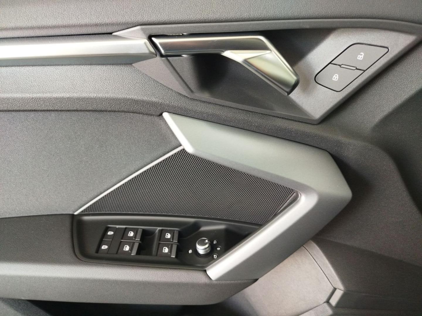 Bild über Audi A3 Sportback TDI S tronic - für weitere Informationen kontaktieren Sie den Audi Partner