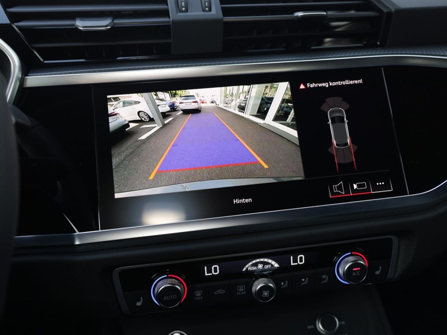 Bild über Audi Q3 Sportback S line 40 TFSI quattro S tronic - für weitere Informationen kontaktieren Sie den Audi Partner