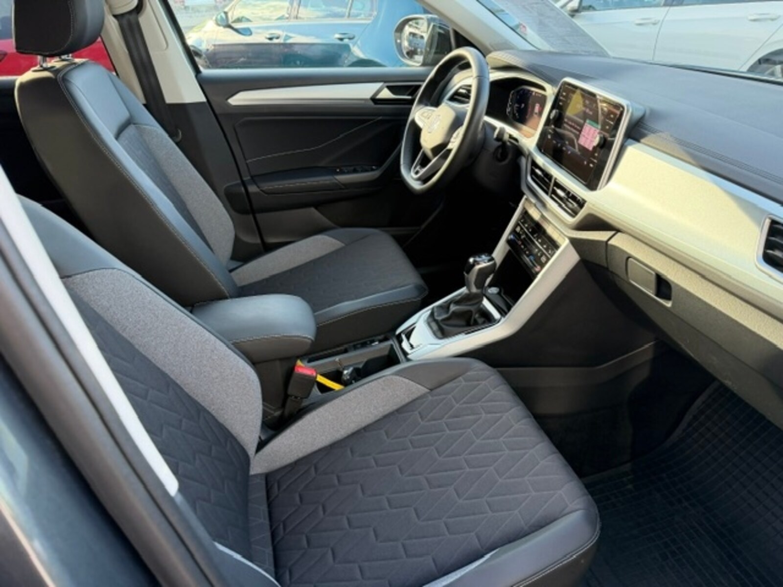 Volkswagen T-Roc – Bild 11