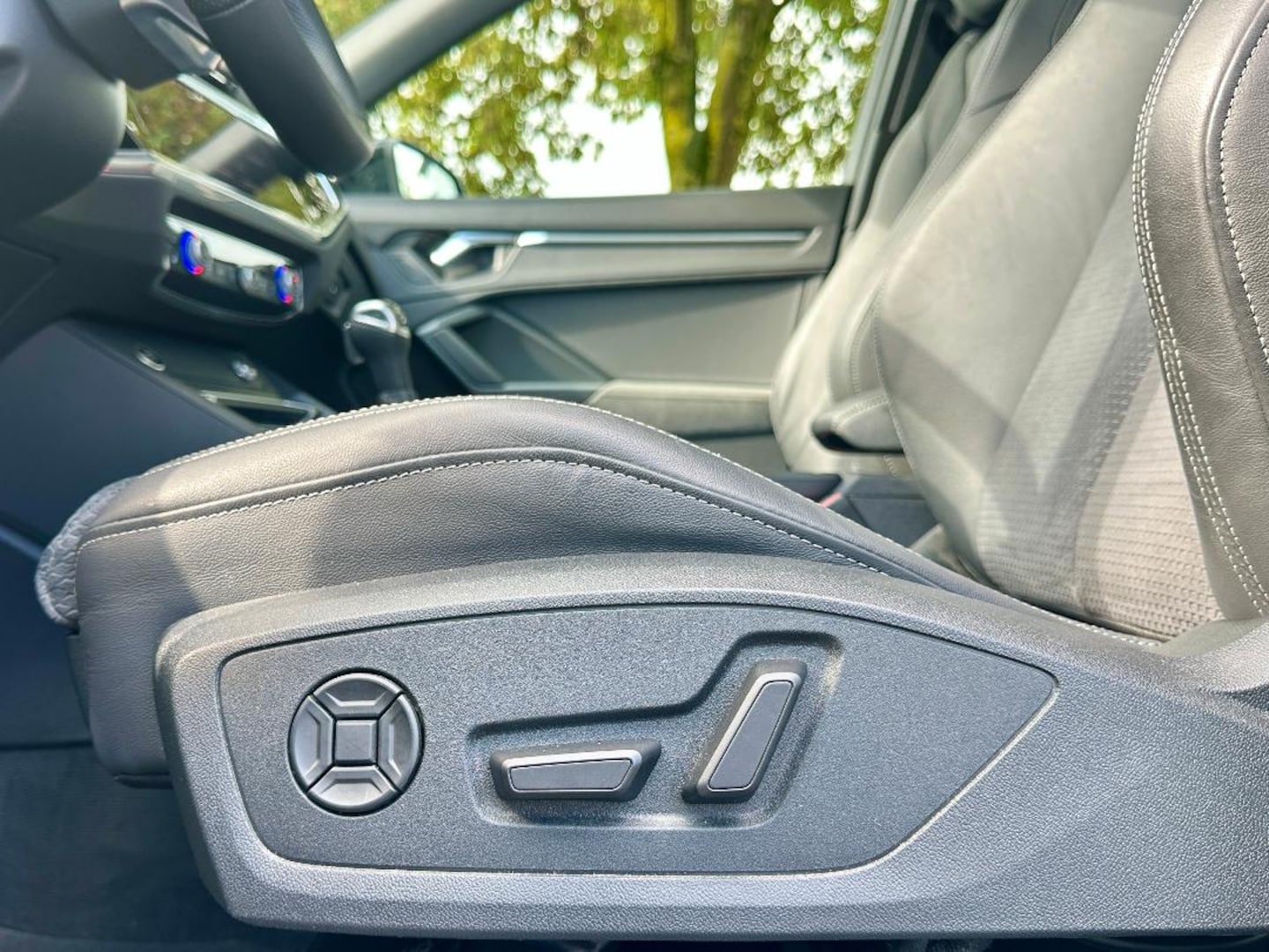 Bild über Audi Q3 Sportback S line 35 TDI S tronic - für weitere Informationen kontaktieren Sie den Audi Partner