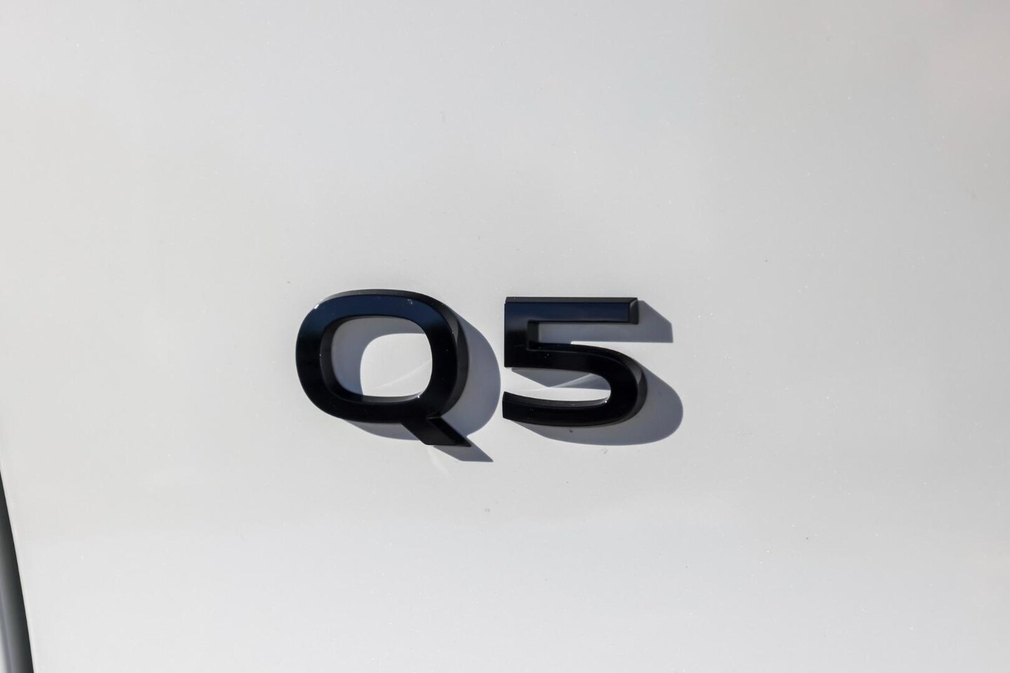 Image about Audi Q5 SUV e-hybrid quattro S tronic