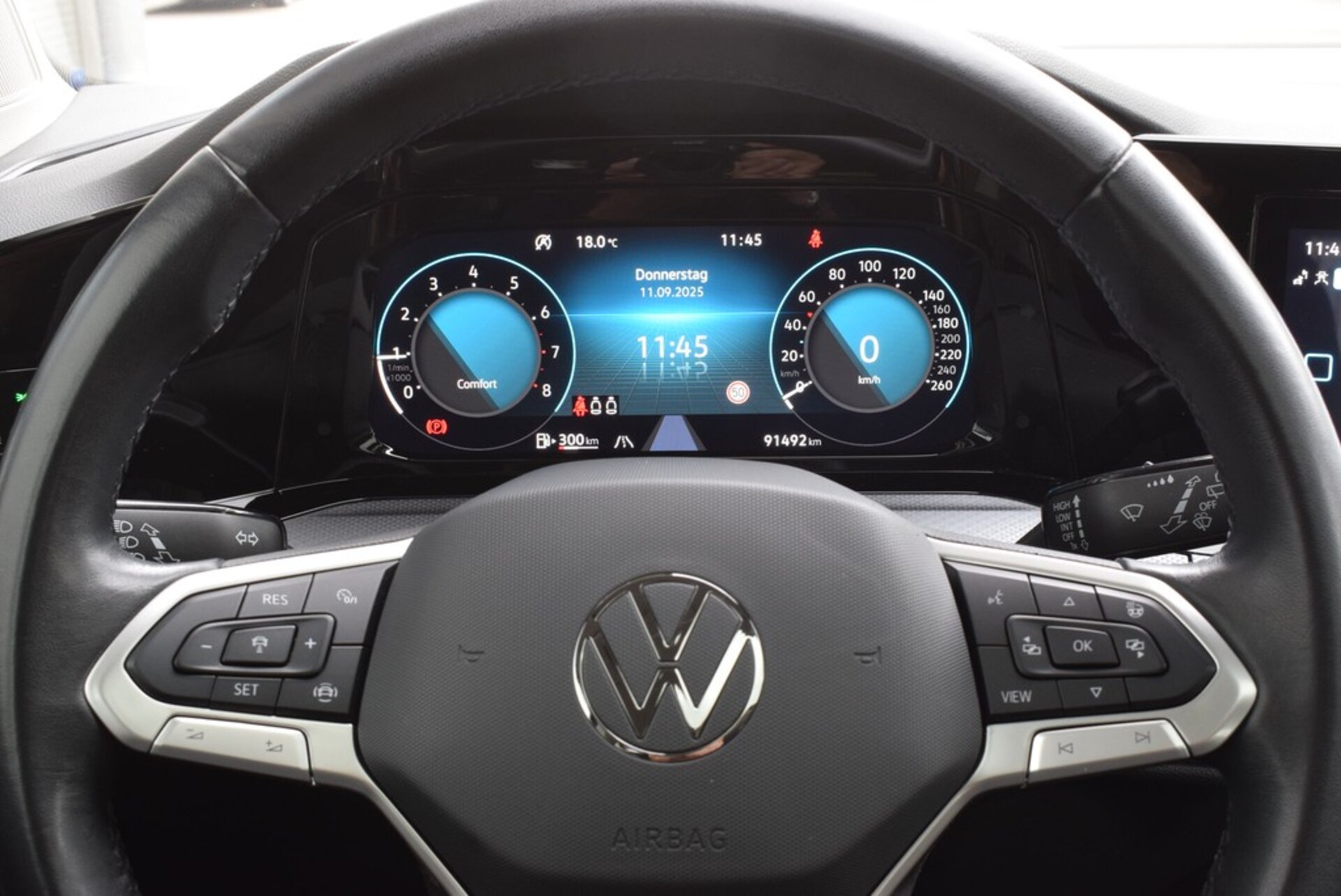 Volkswagen Golf Active