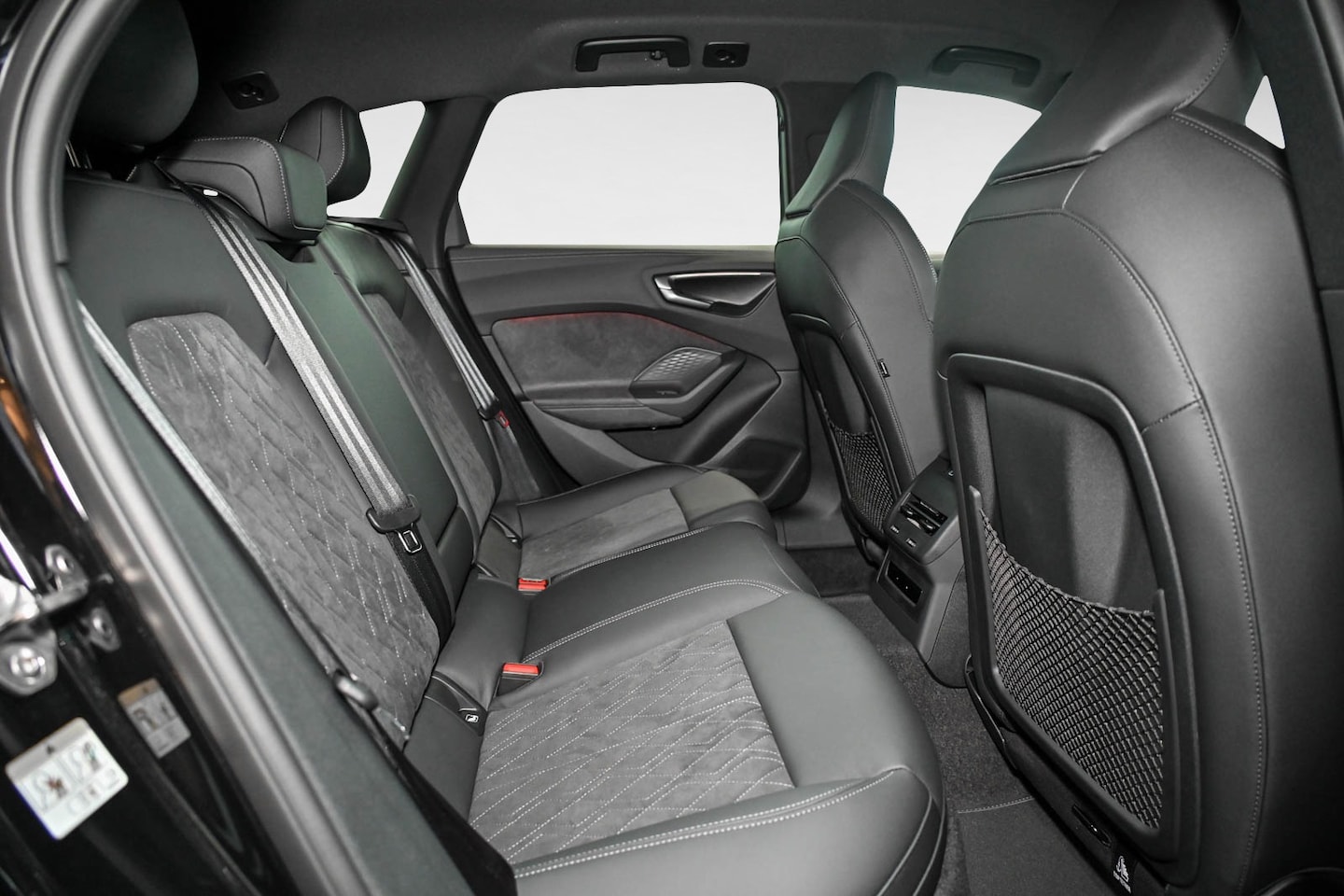 Bild über Audi A5 Avant TDI 150 kW S tronic - für weitere Informationen kontaktieren Sie den Audi Partner