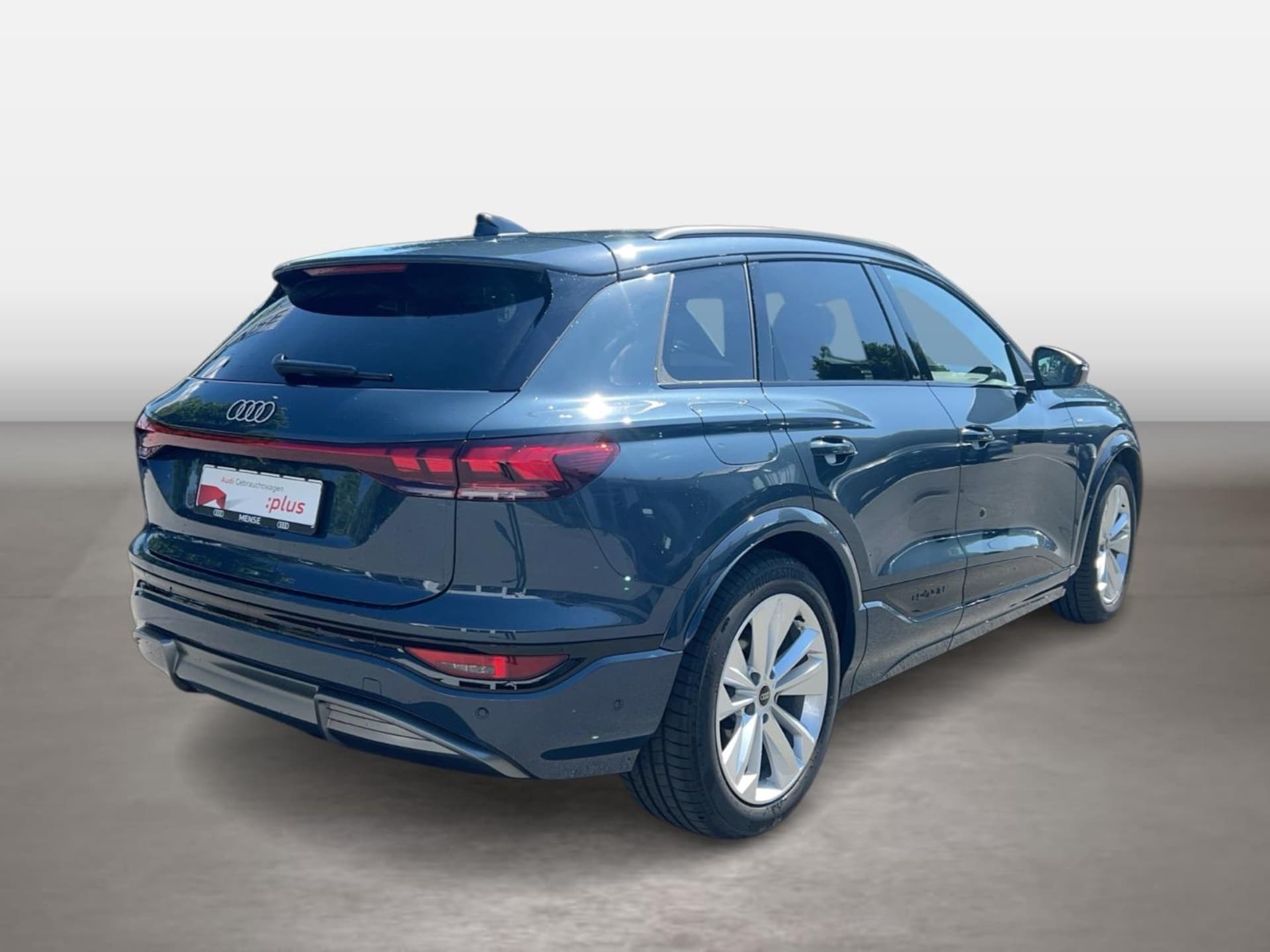 Audi Q6 SUV e-tron