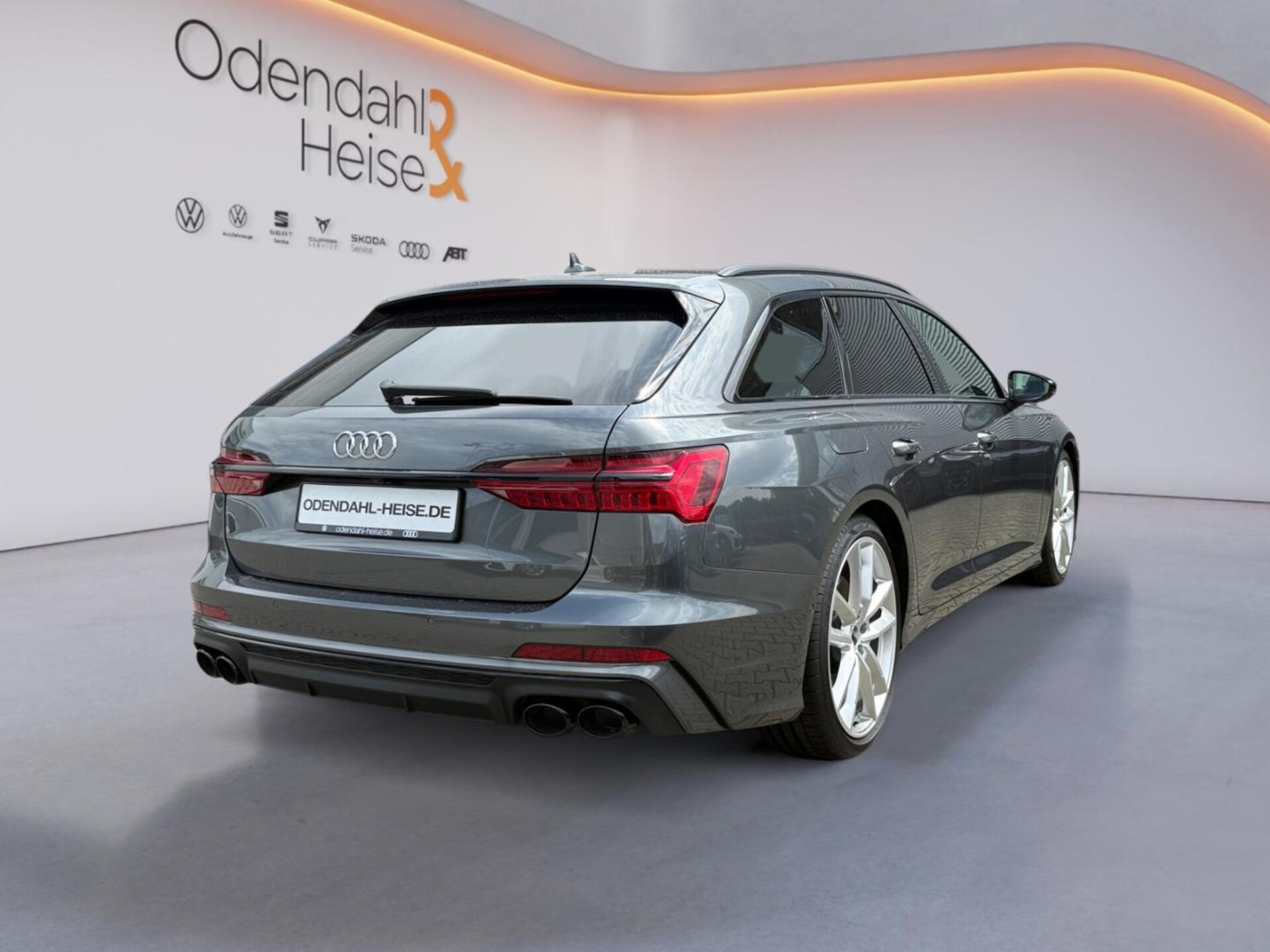 Audi S6 Avant