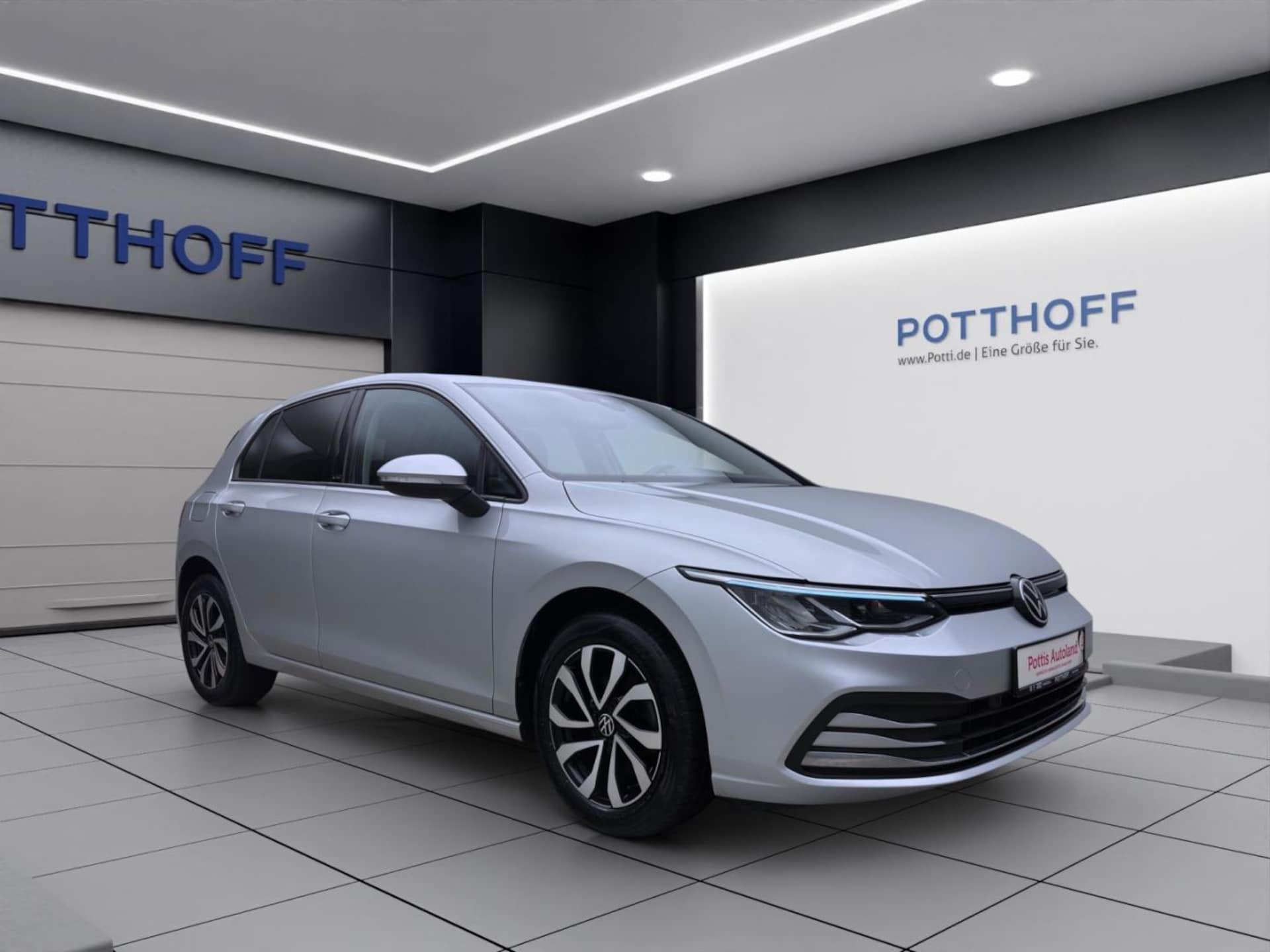 Volkswagen Golf Life