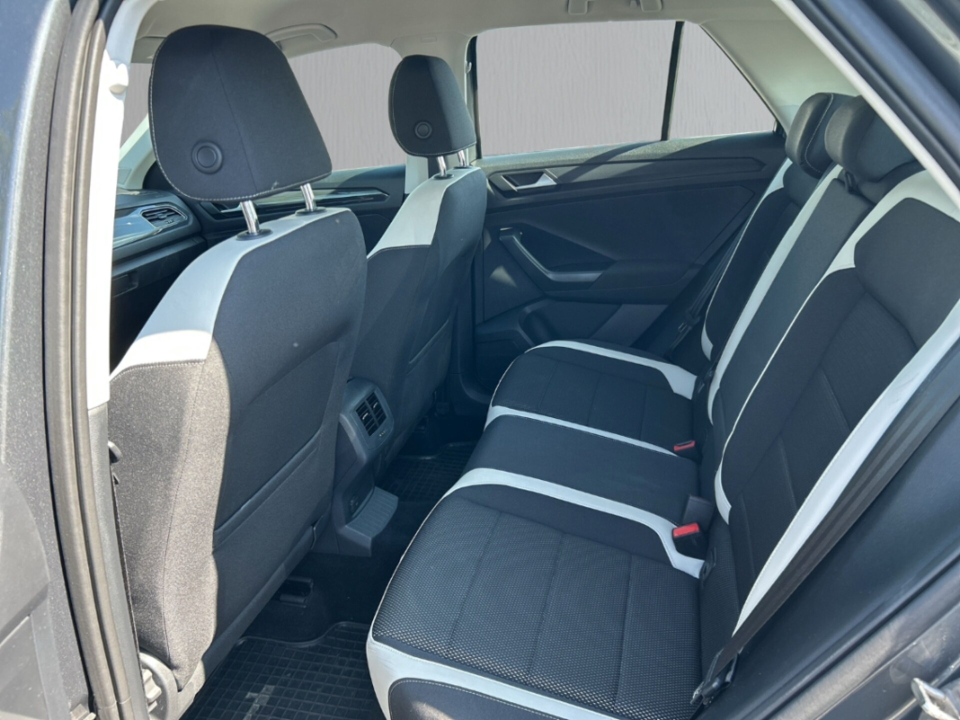 Volkswagen T-Roc Sport