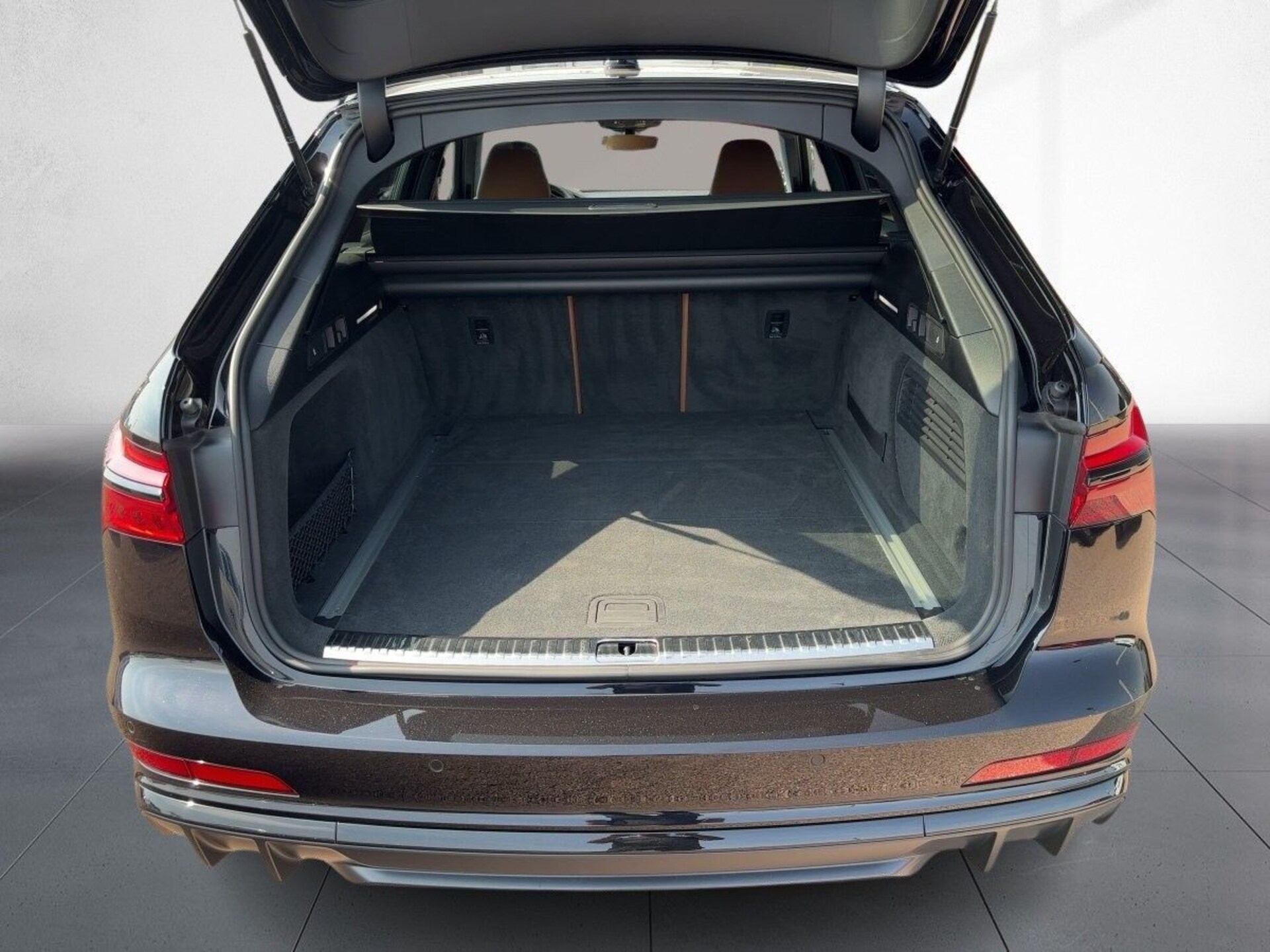 Audi S6 Avant