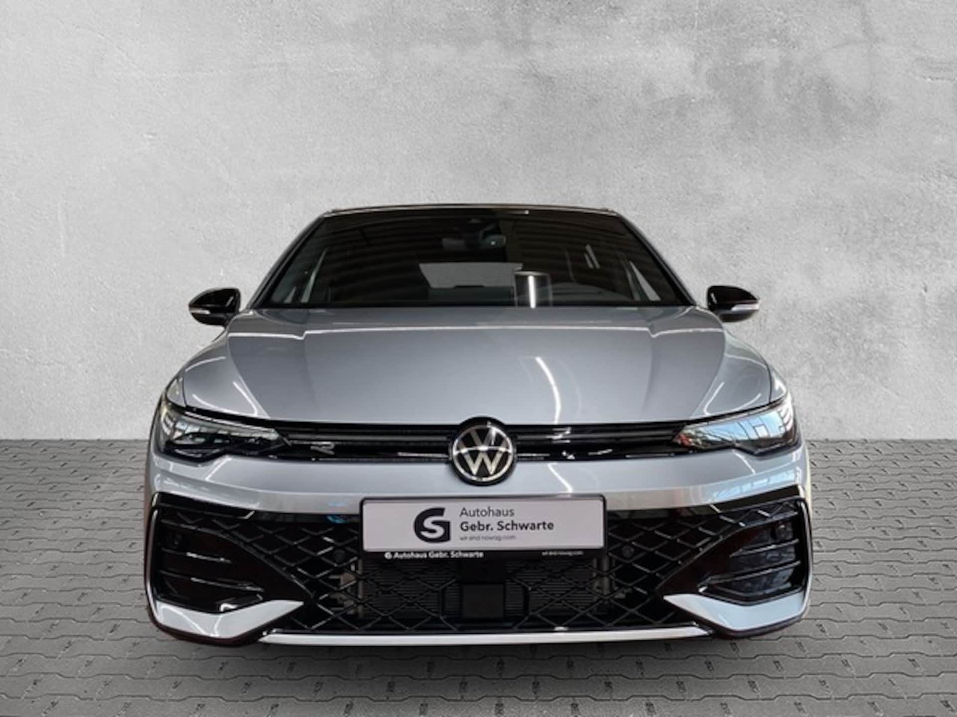 Volkswagen Golf R-Line