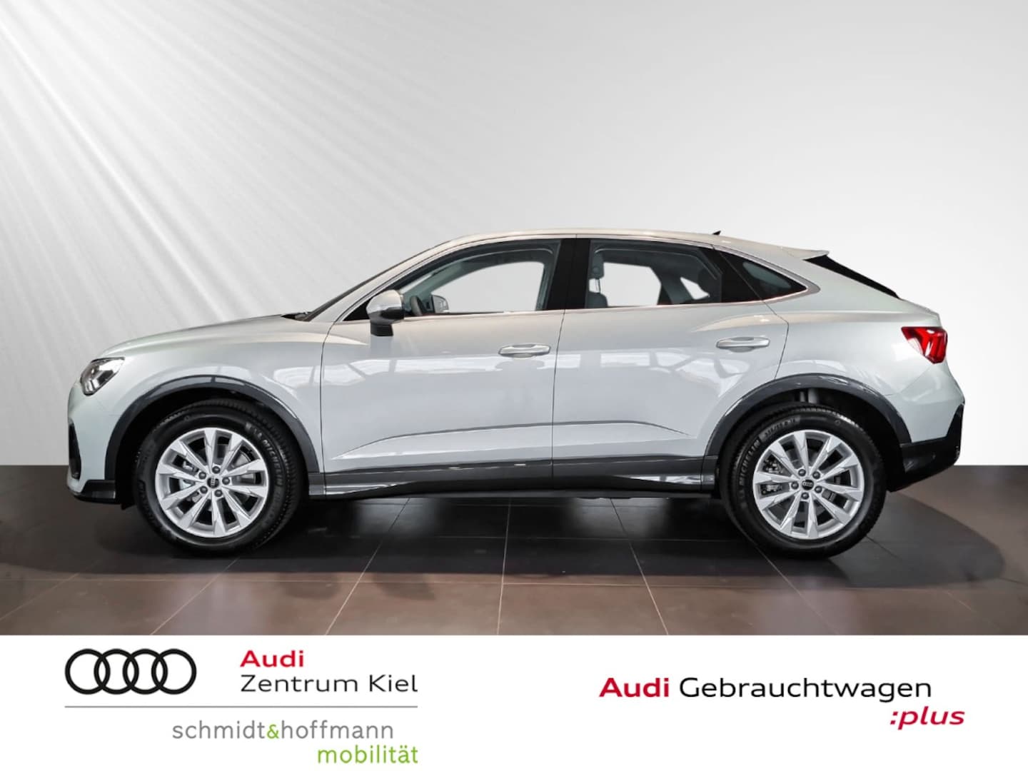 Bild über Audi Q3 Sportback 35 TFSI S tronic - für weitere Informationen kontaktieren Sie den Audi Partner