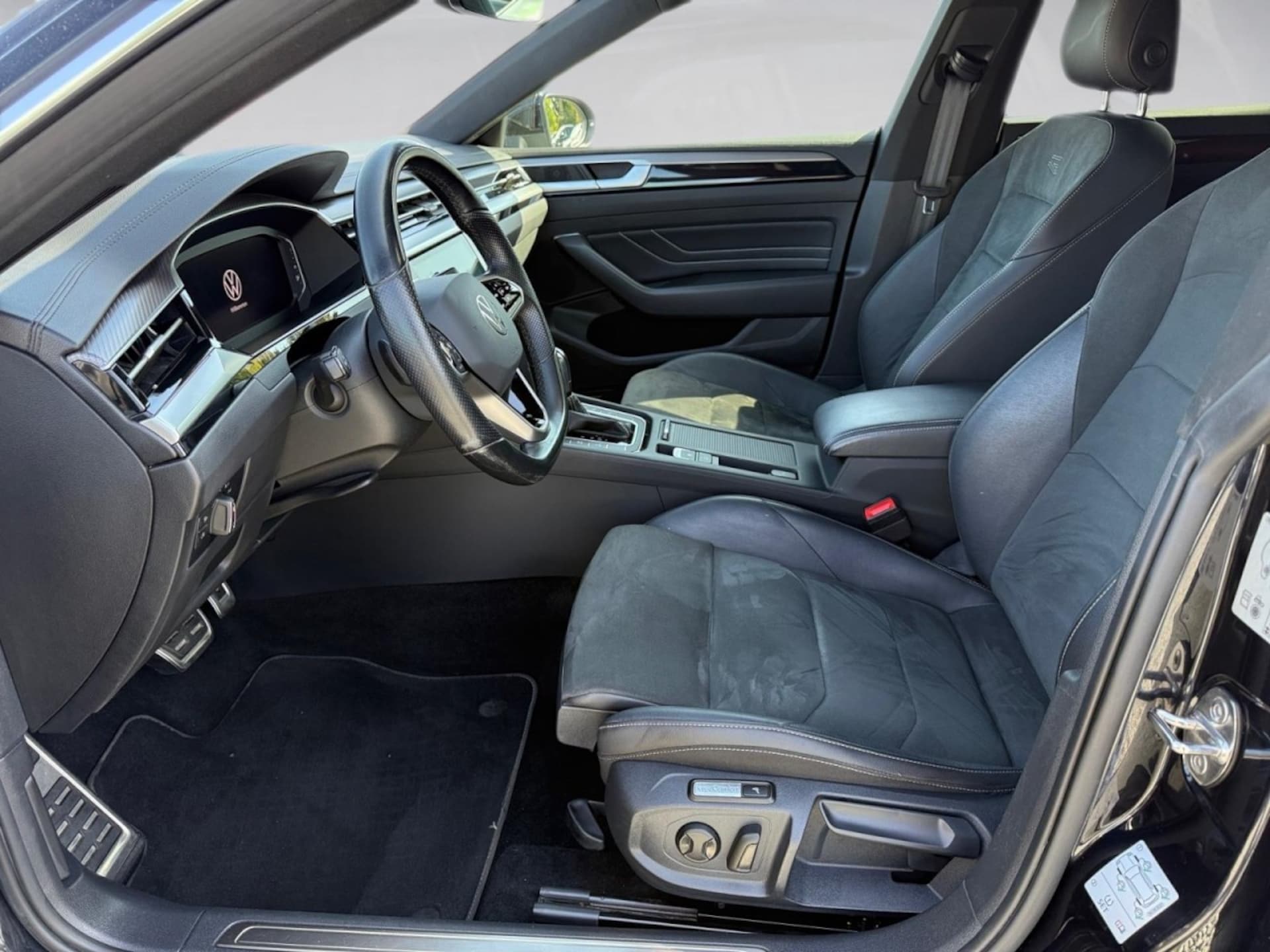 Volkswagen Arteon R-Line