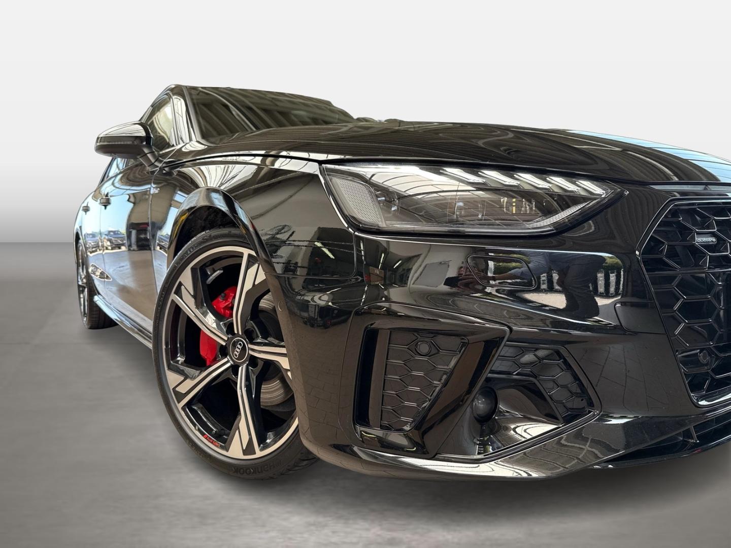Image about Audi A4 Avant S line 40 TDI quattro S tronic