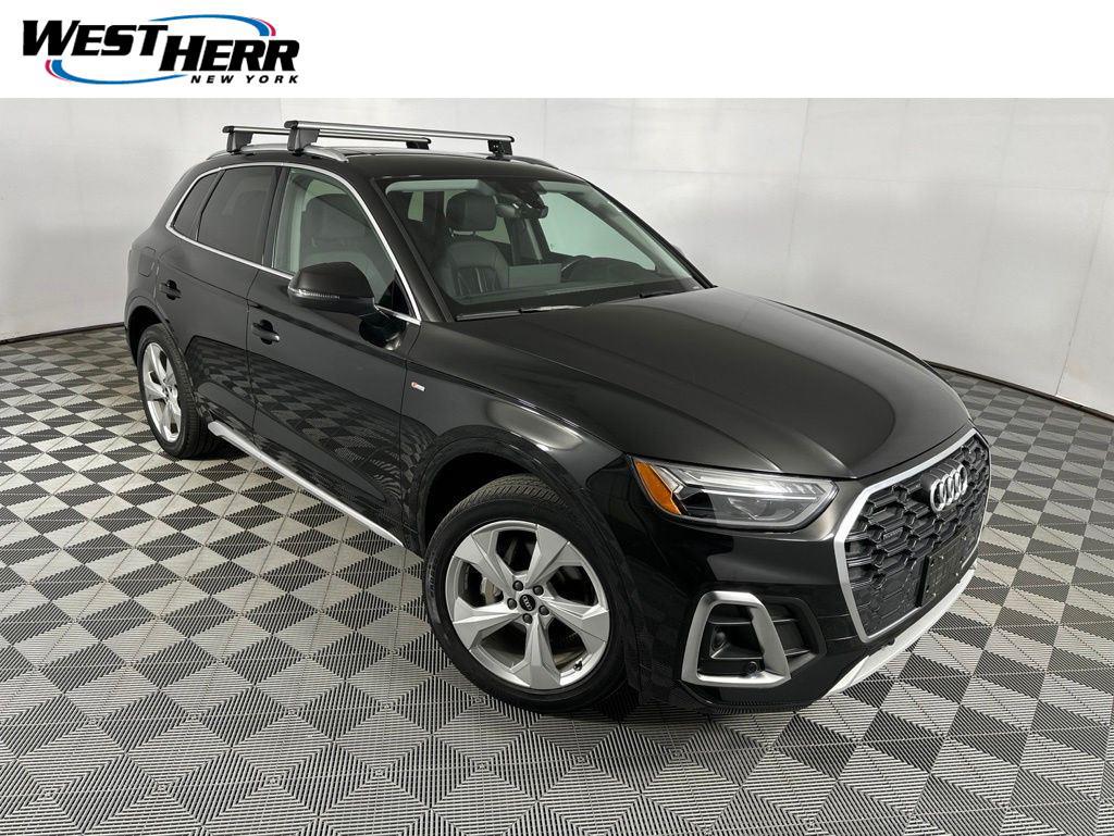 2023 Audi Q5 45 Premium Plus's photo