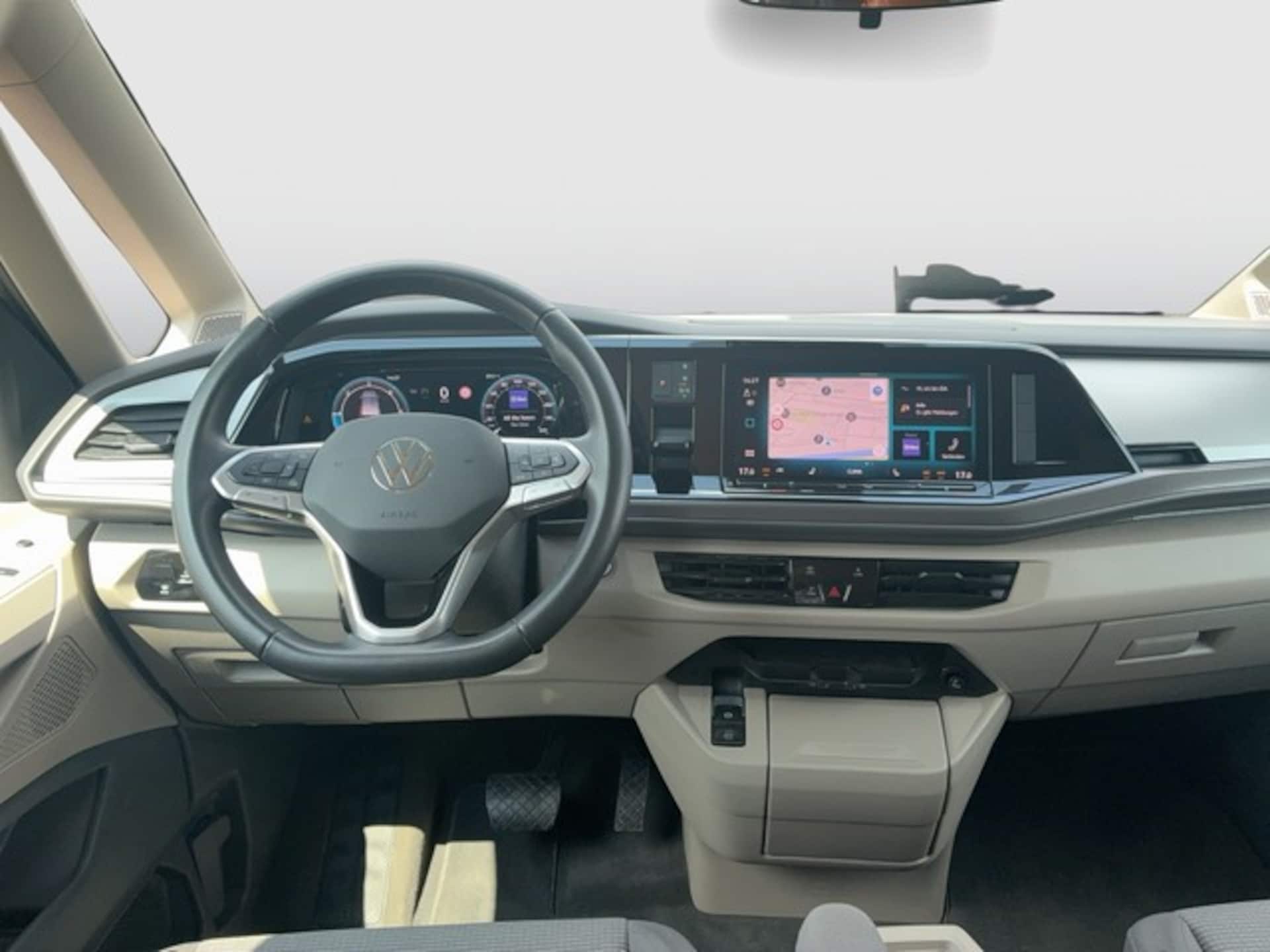 Volkswagen Multivan Basis-Modell