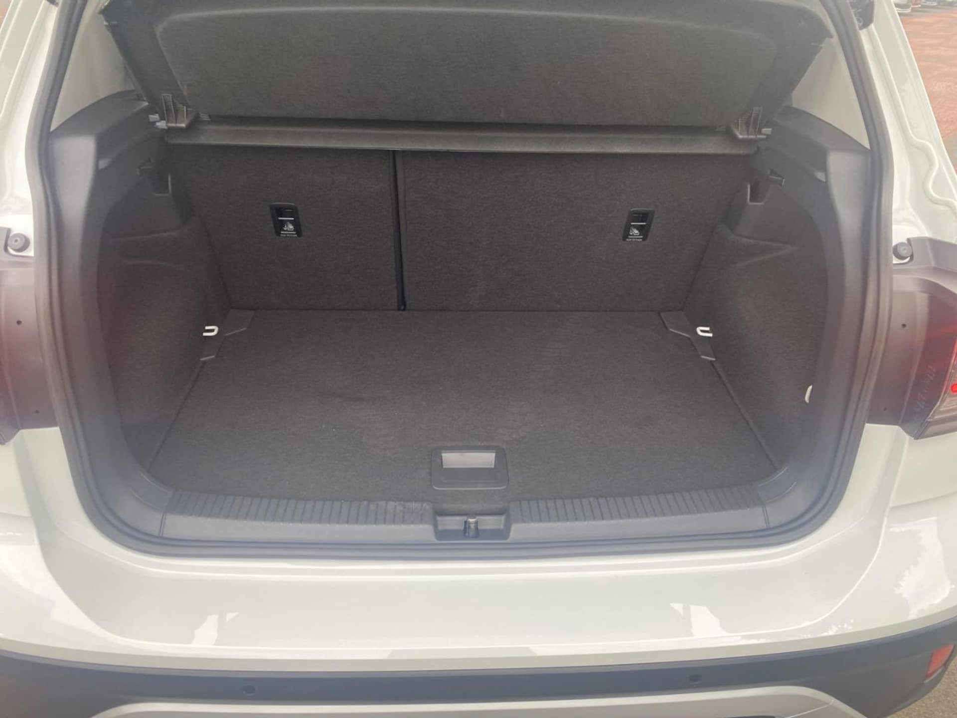 Volkswagen T-Cross Style