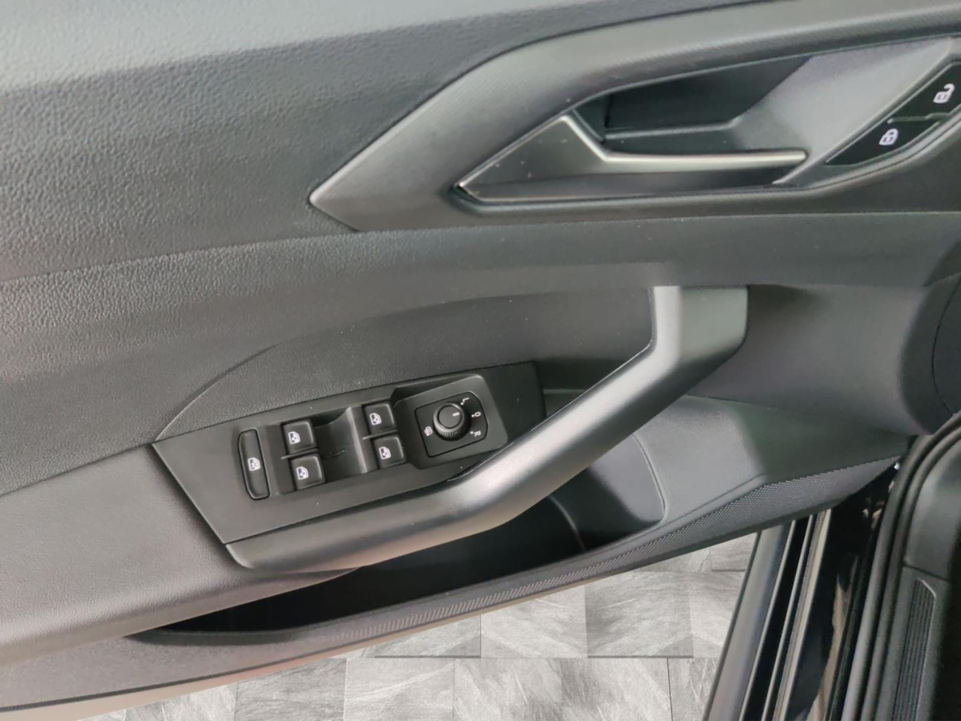 Volkswagen T-Cross Basis-Modell