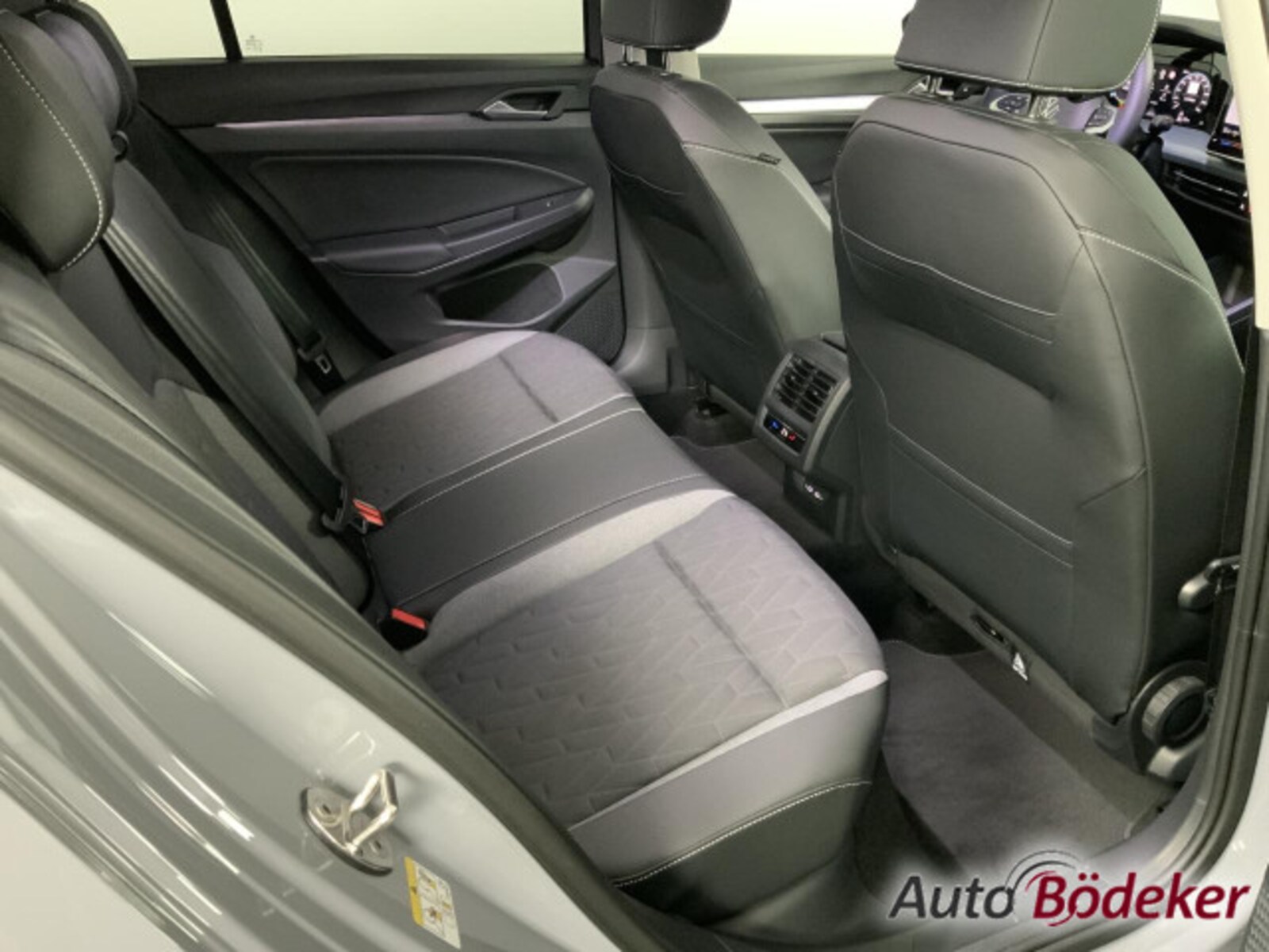 Volkswagen Golf – Bild 10