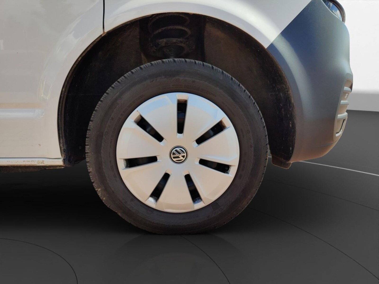 Volkswagen T6.1 Transporter Kasten langer Radstand – Bild 11