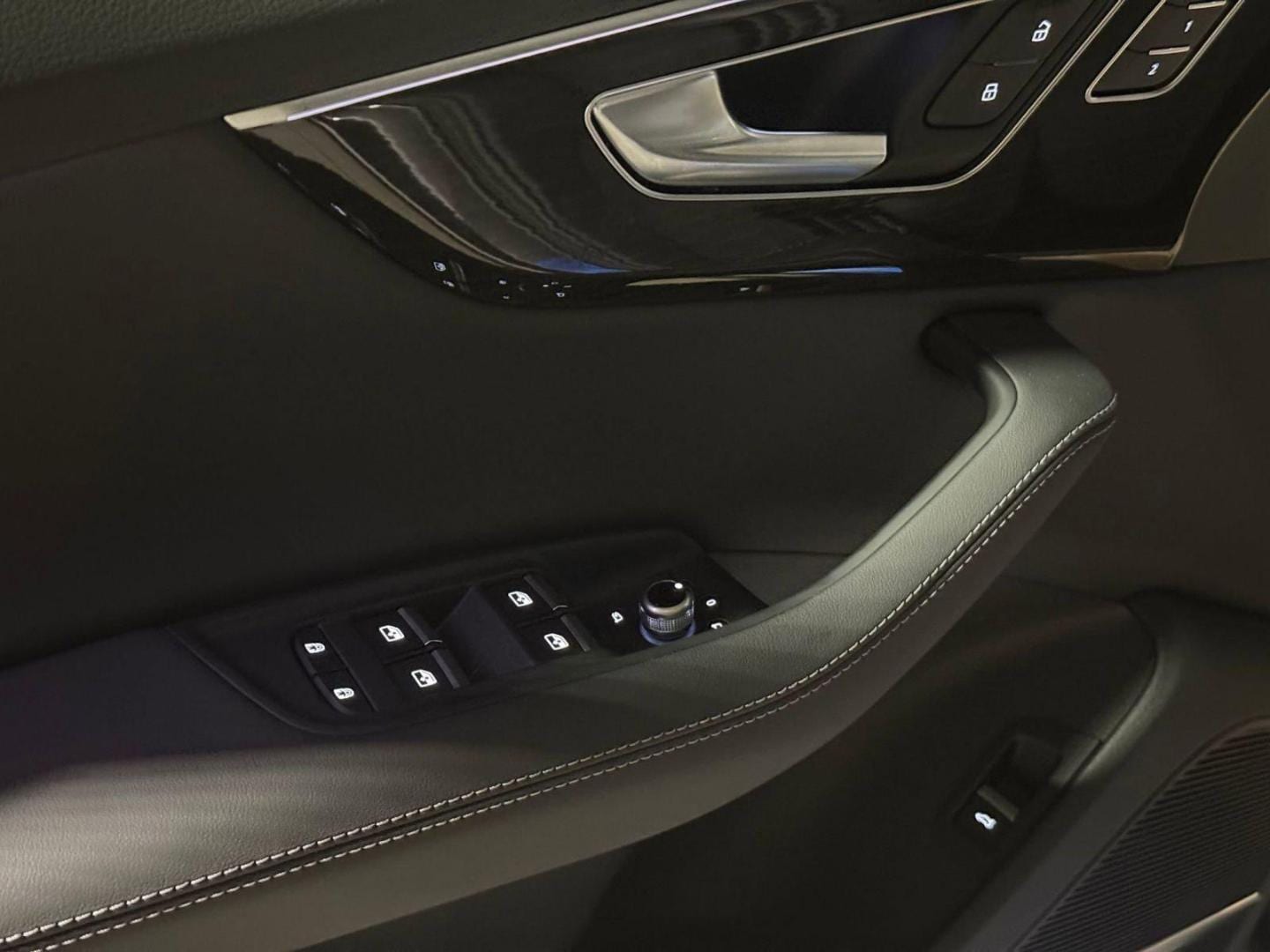 2026 Audi Q7 Premium Plus - Photo 14