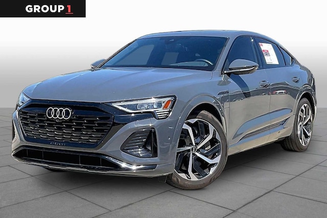 2024 Audi Q8 Sportback e-tron