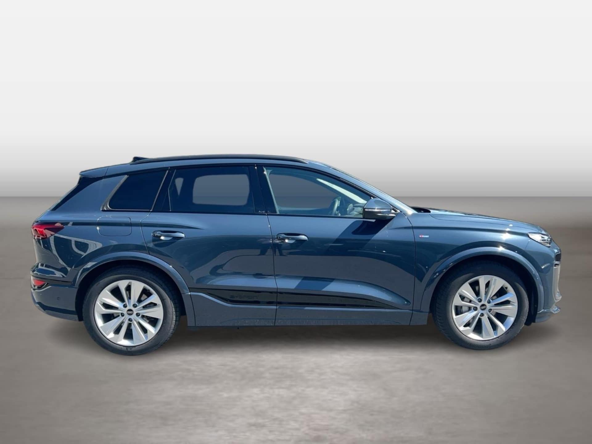 Audi Q6 SUV e-tron