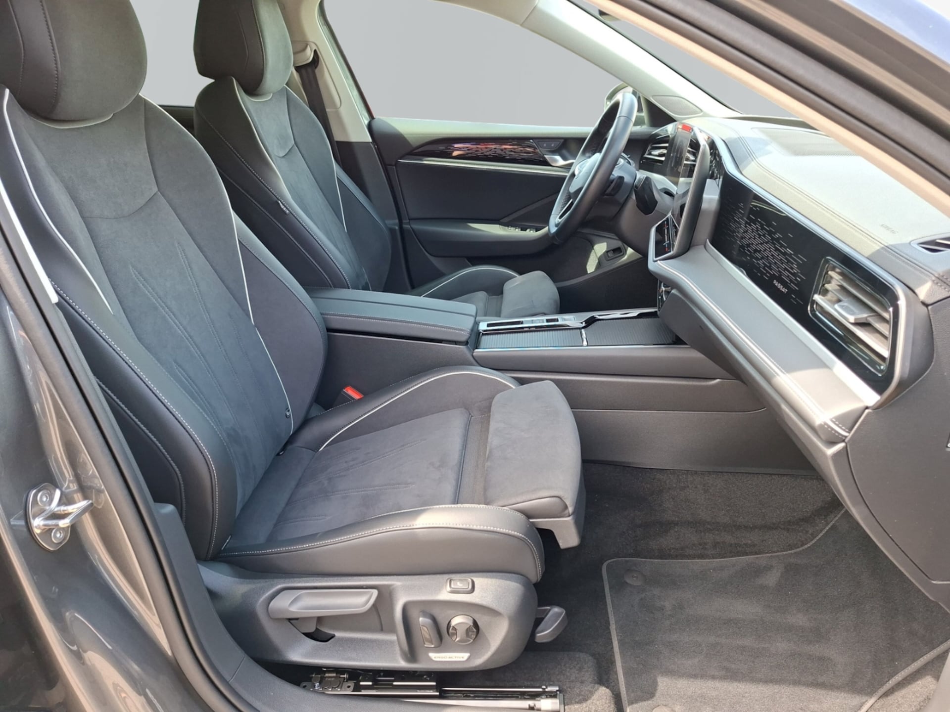 Volkswagen Passat Elegance