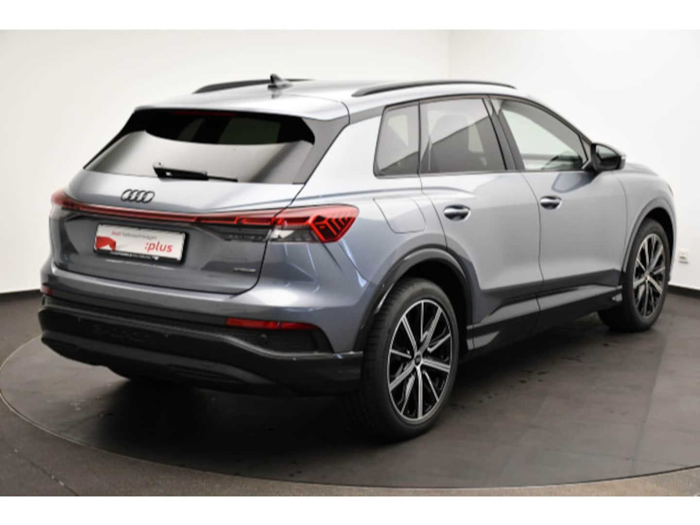 Bild über Audi Q4 e-tron 45 e-tron quattro - für weitere Informationen kontaktieren Sie den Audi Partner