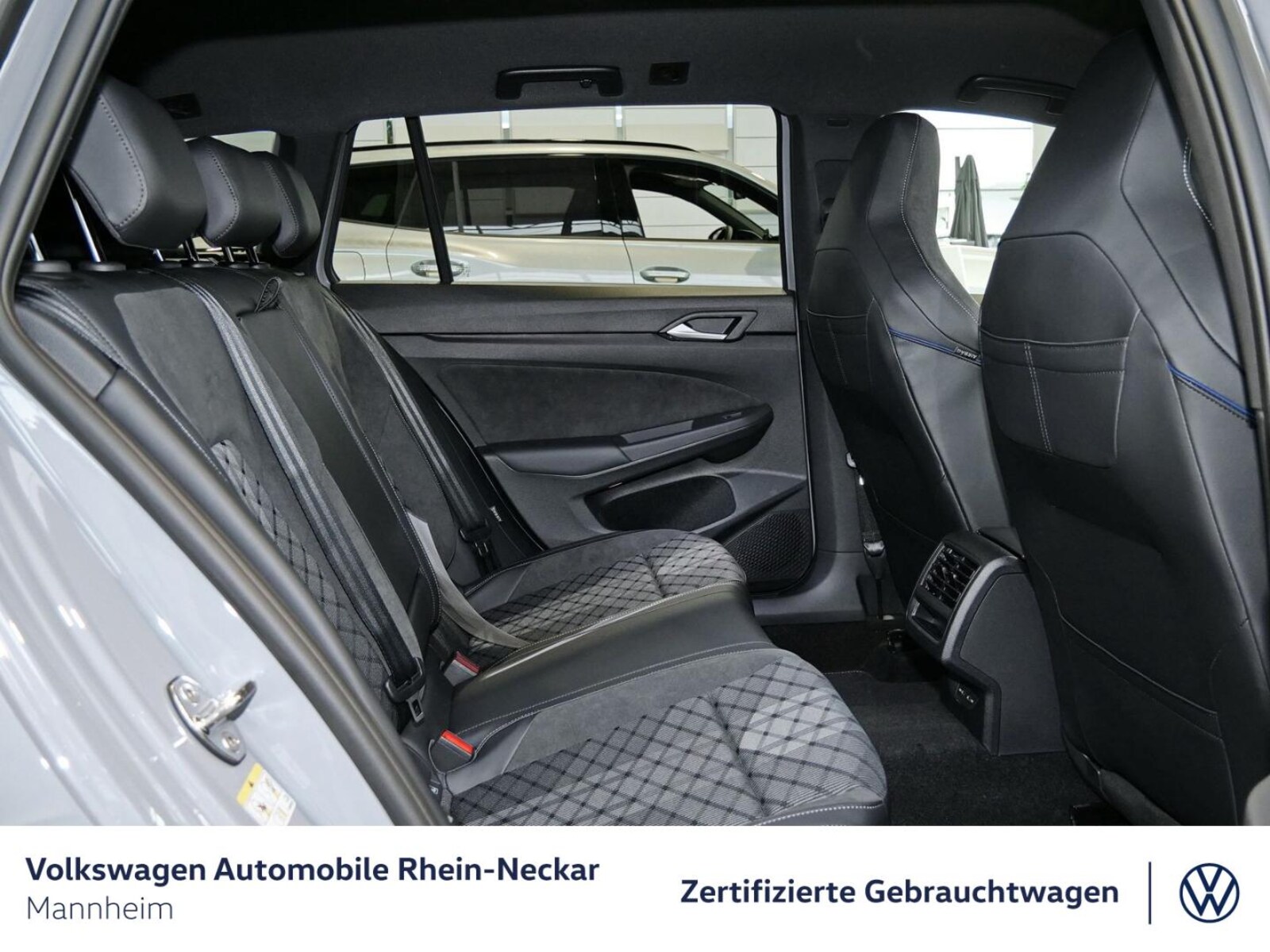 Volkswagen Golf Variant – Bild 11