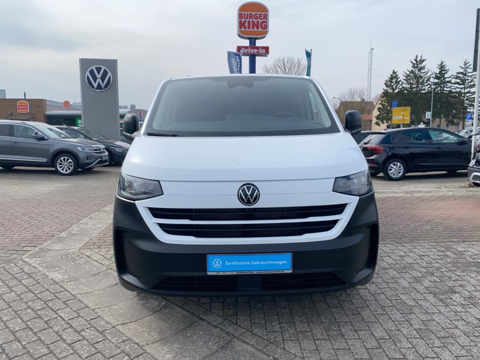 Volkswagen Transporter Kasten kurzer Radstand – Bild 7