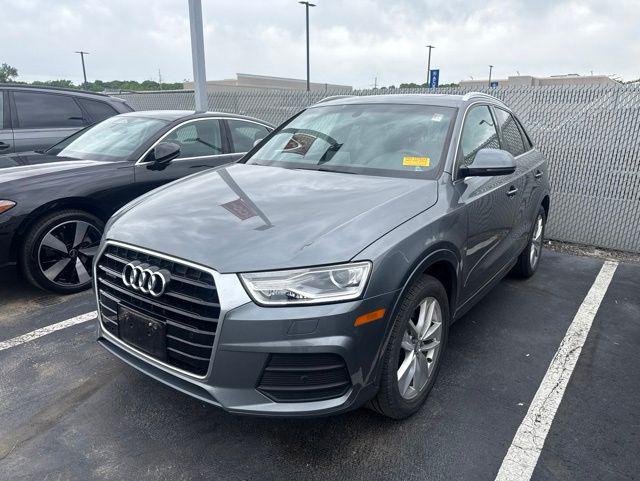 2016 Audi Q3 2.0T quattro tiptronic Premium Plus's photo