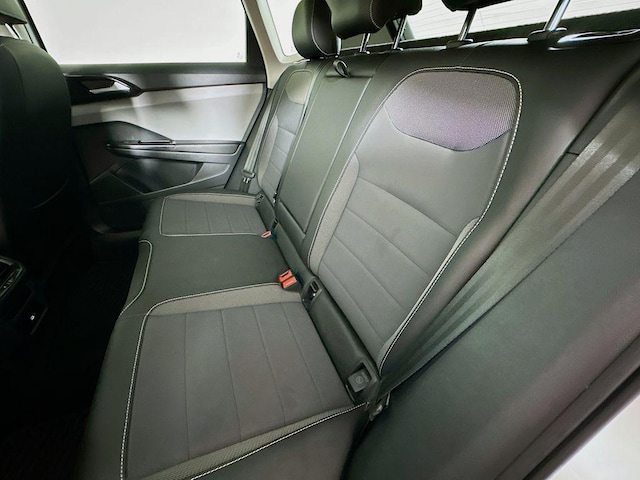 2023 Volkswagen Taos