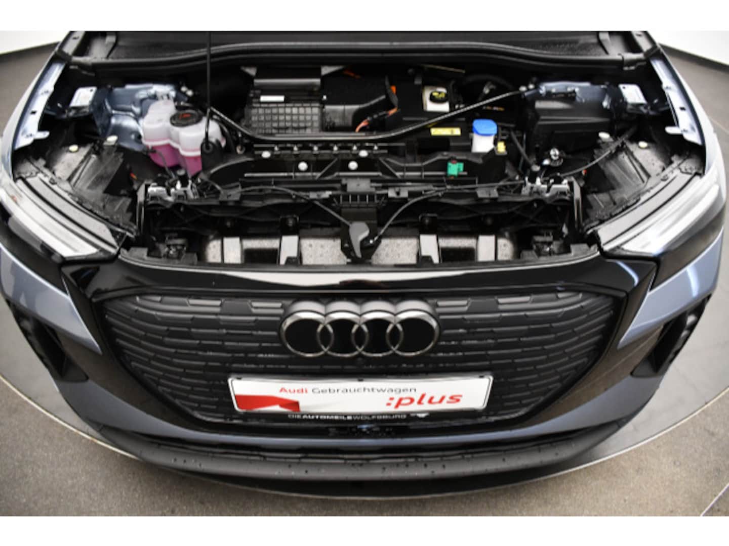 Bild über Audi Q4 e-tron 45 e-tron quattro - für weitere Informationen kontaktieren Sie den Audi Partner