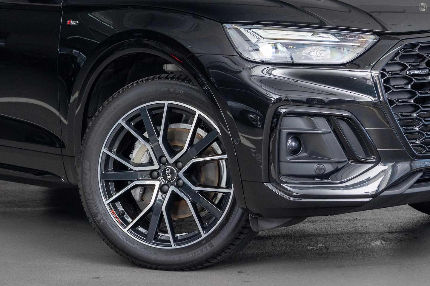 Image about Audi Q5 Sportback 40 TDI quattro S tronic