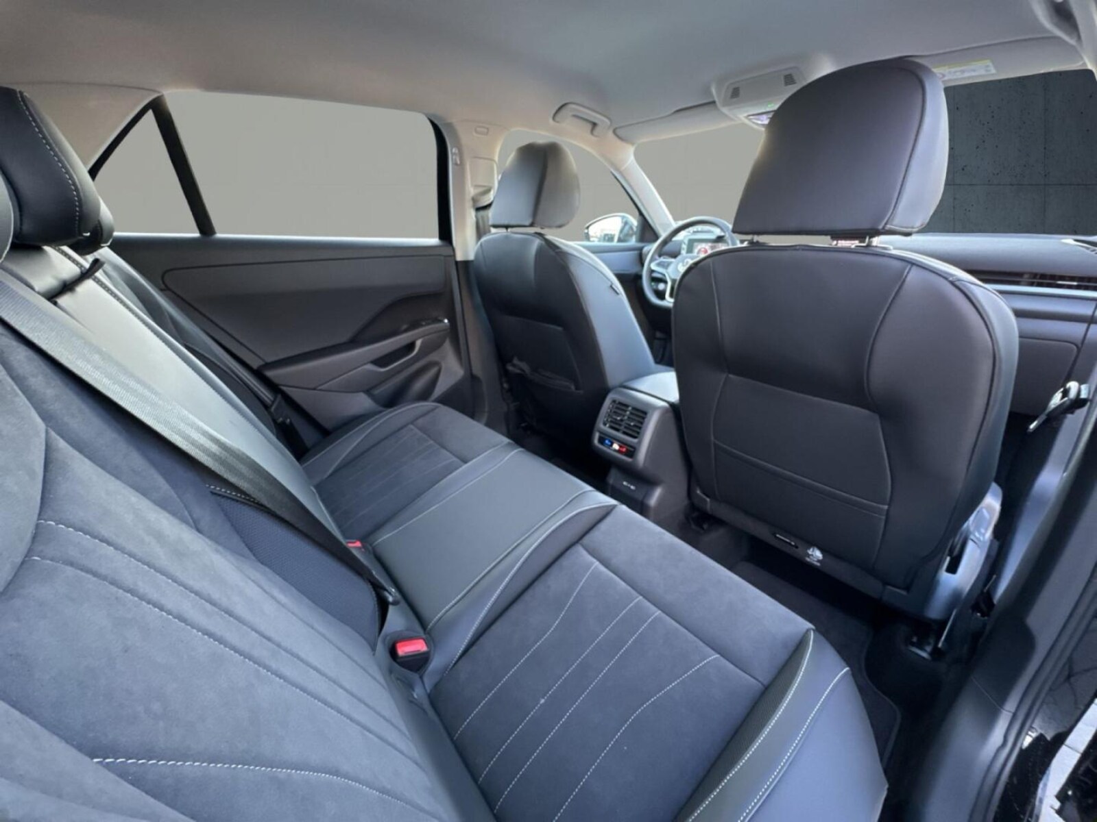 Volkswagen T-Roc – Bild 18
