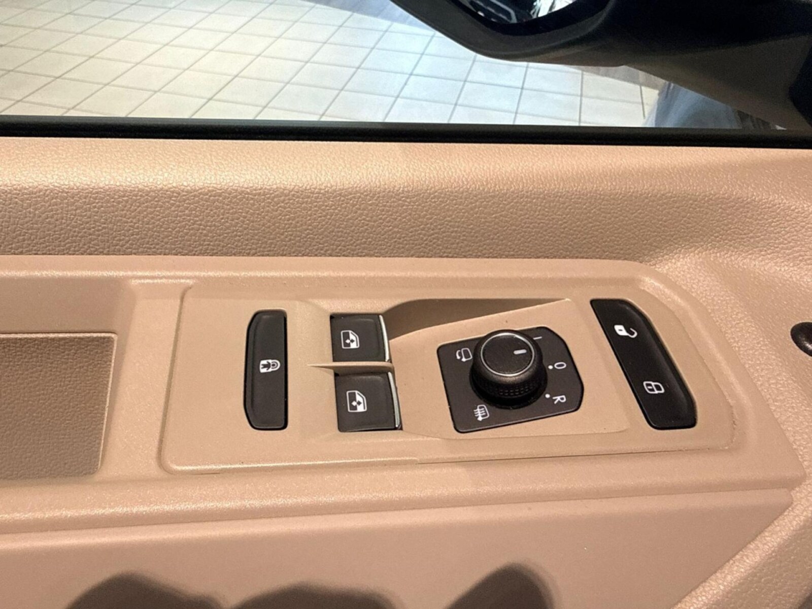 Volkswagen Multivan – Bild 5