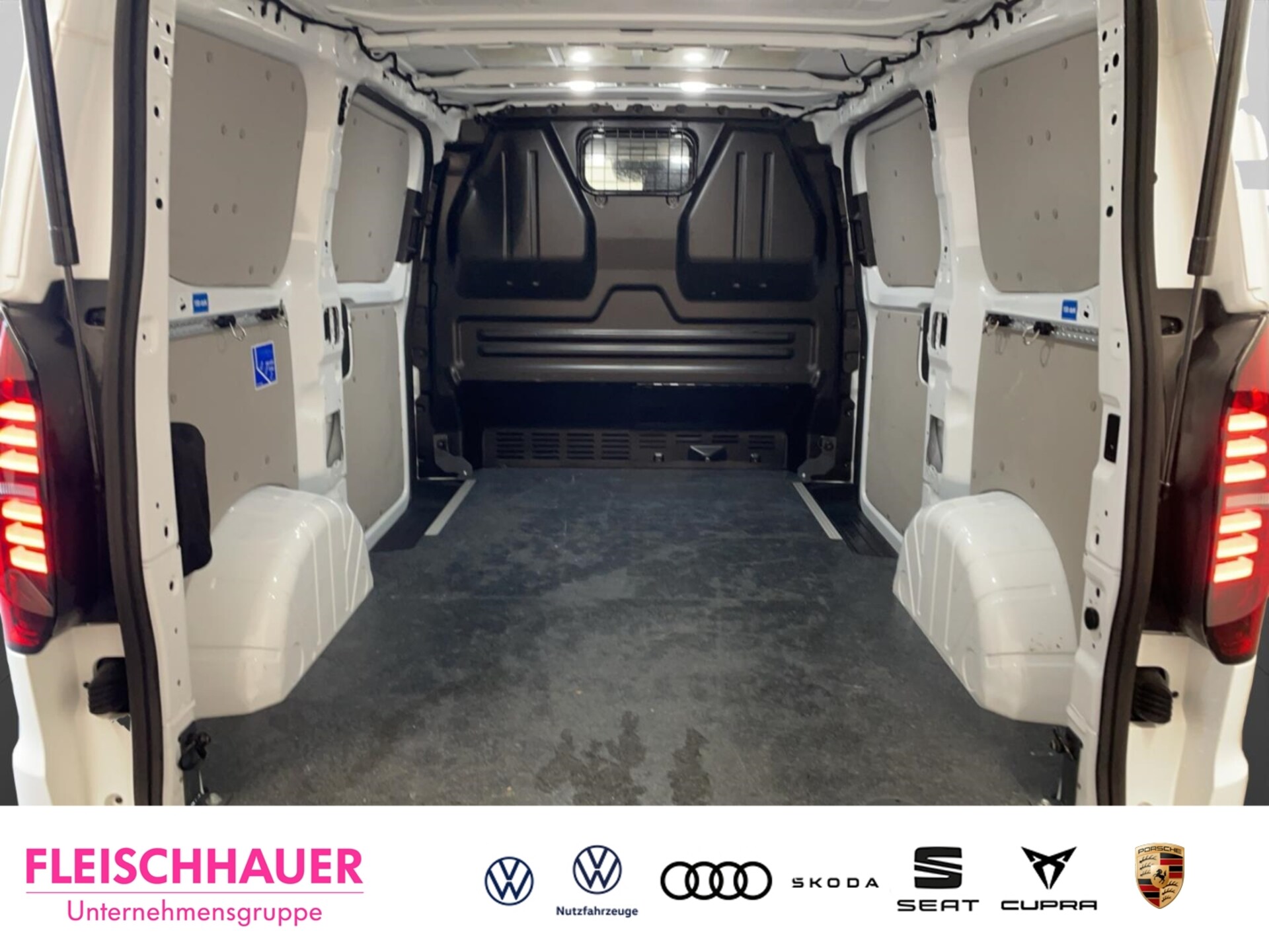Volkswagen Transporter Kasten kurzer Radstand