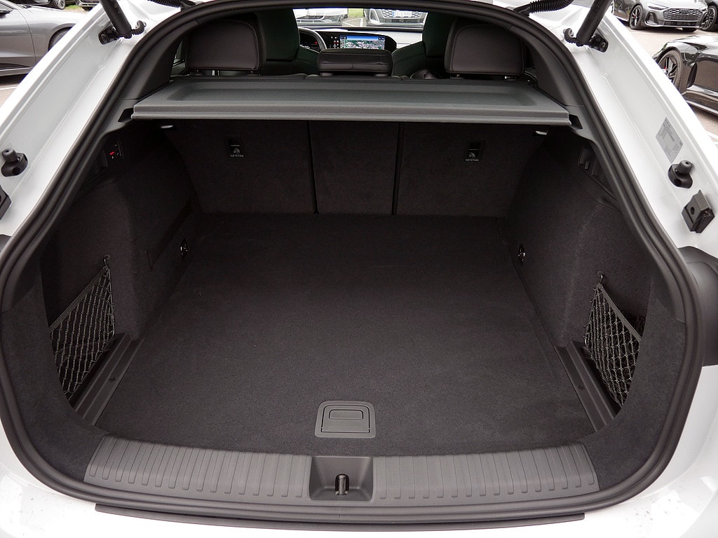 Image about Audi SQ6 Sportback e-tron e-tron