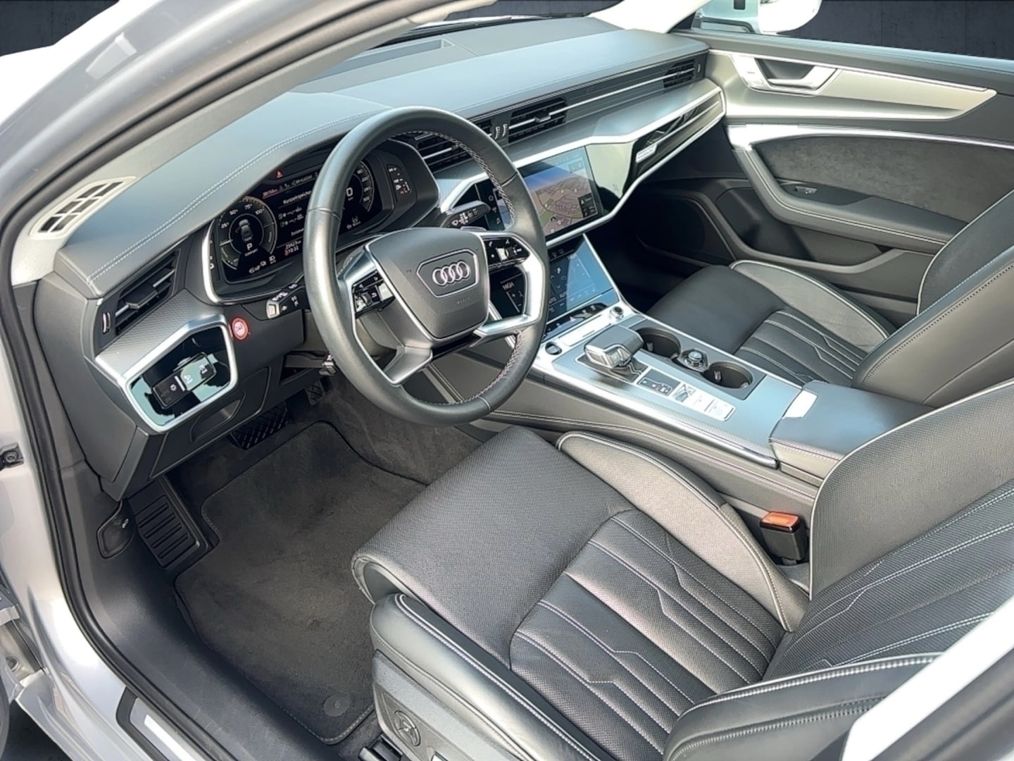 Bild über - für weitere Informationen kontaktieren Sie den Audi Partner