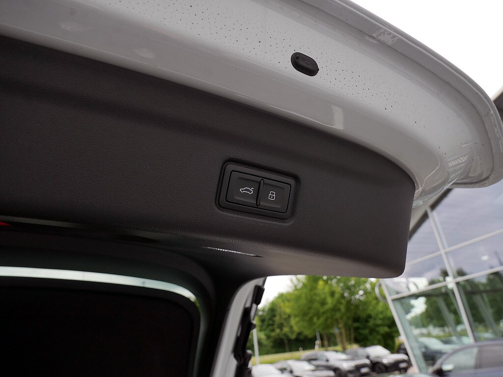 Image about Audi SQ6 Sportback e-tron e-tron