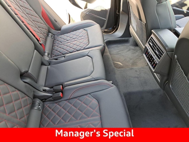 2026 Audi SQ8 Prestige - Photo 11