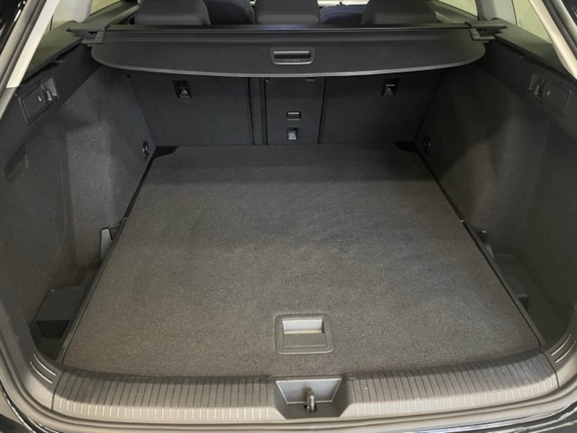 Volkswagen Golf Variant Active