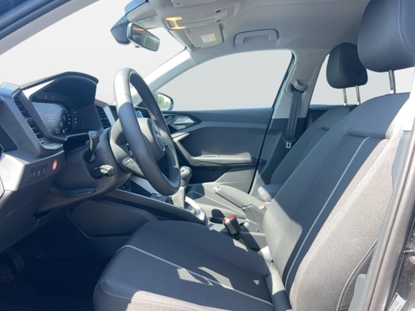 Bild über Audi A1 Sportback advanced 25 TFSI Schaltgetriebe - für weitere Informationen kontaktieren Sie den Audi Partner