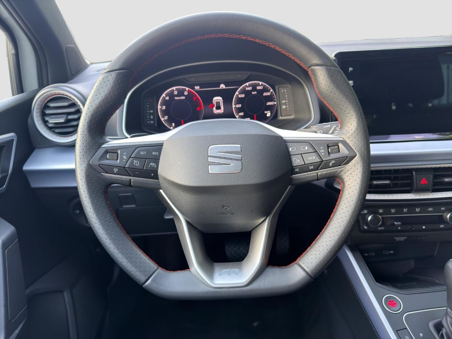 SEAT Arona FR