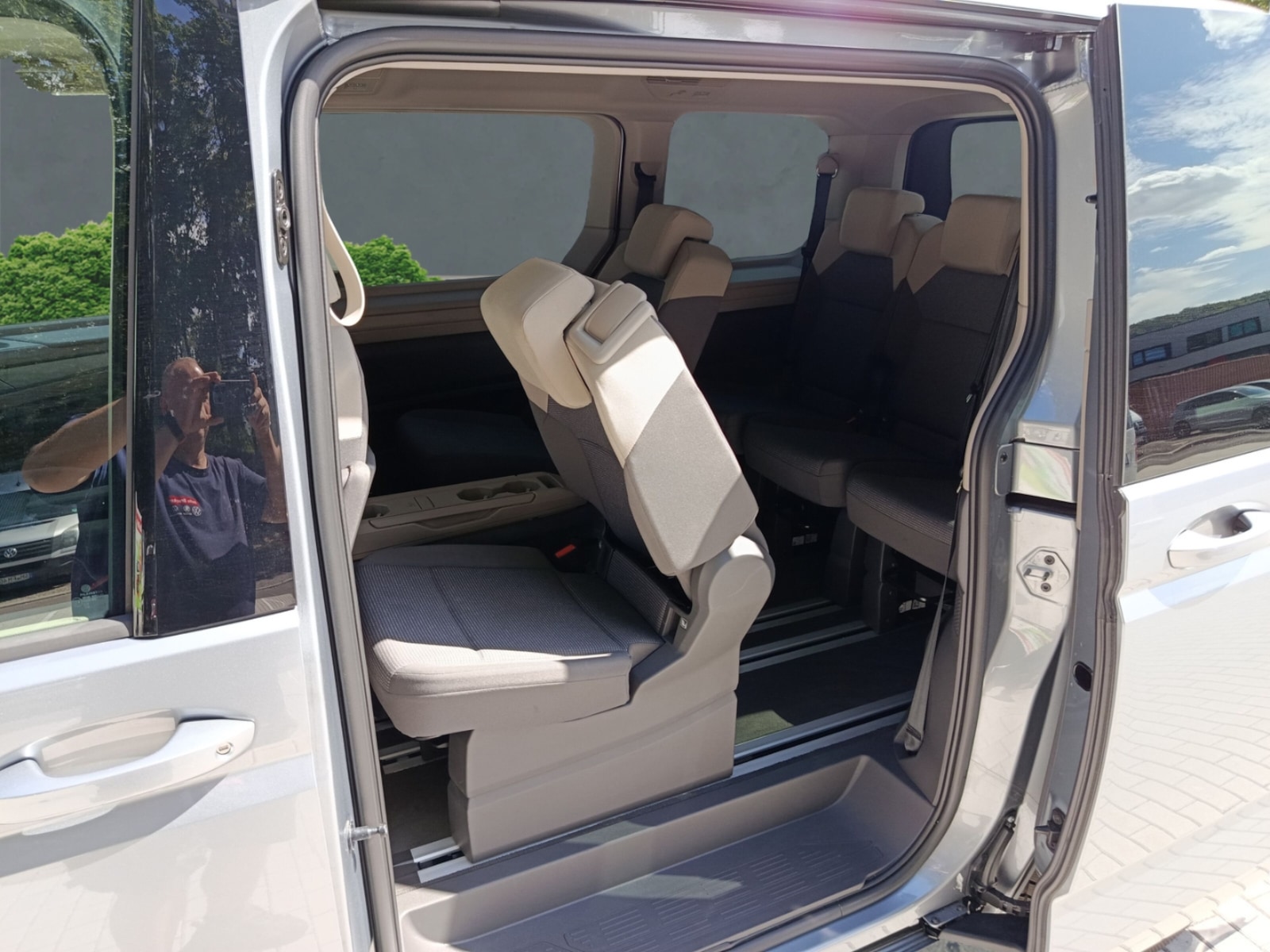 Volkswagen Multivan – Bild 7